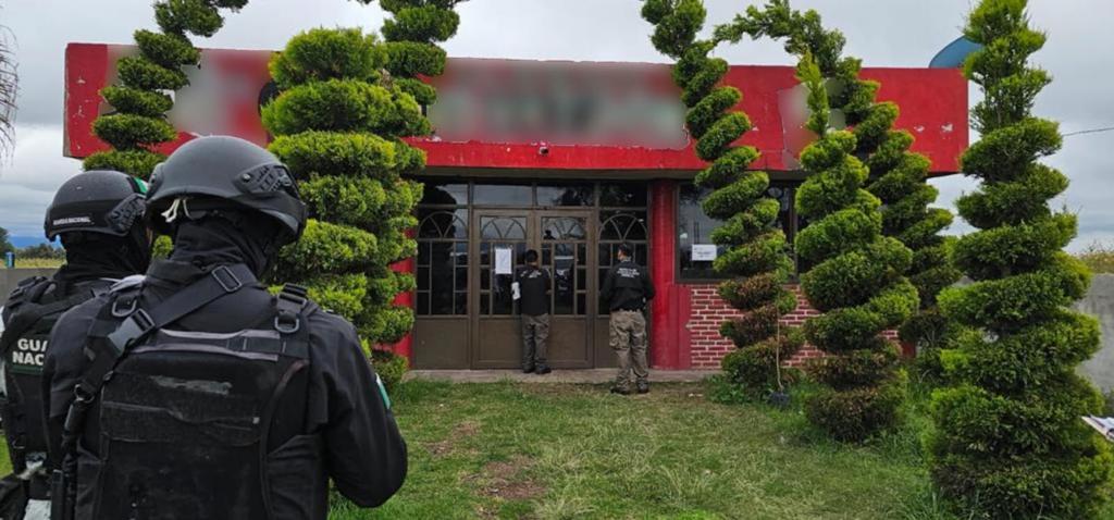 En cateo, FGR asegura inmueble en Nativitas por el delito de tráfico de indocumentados